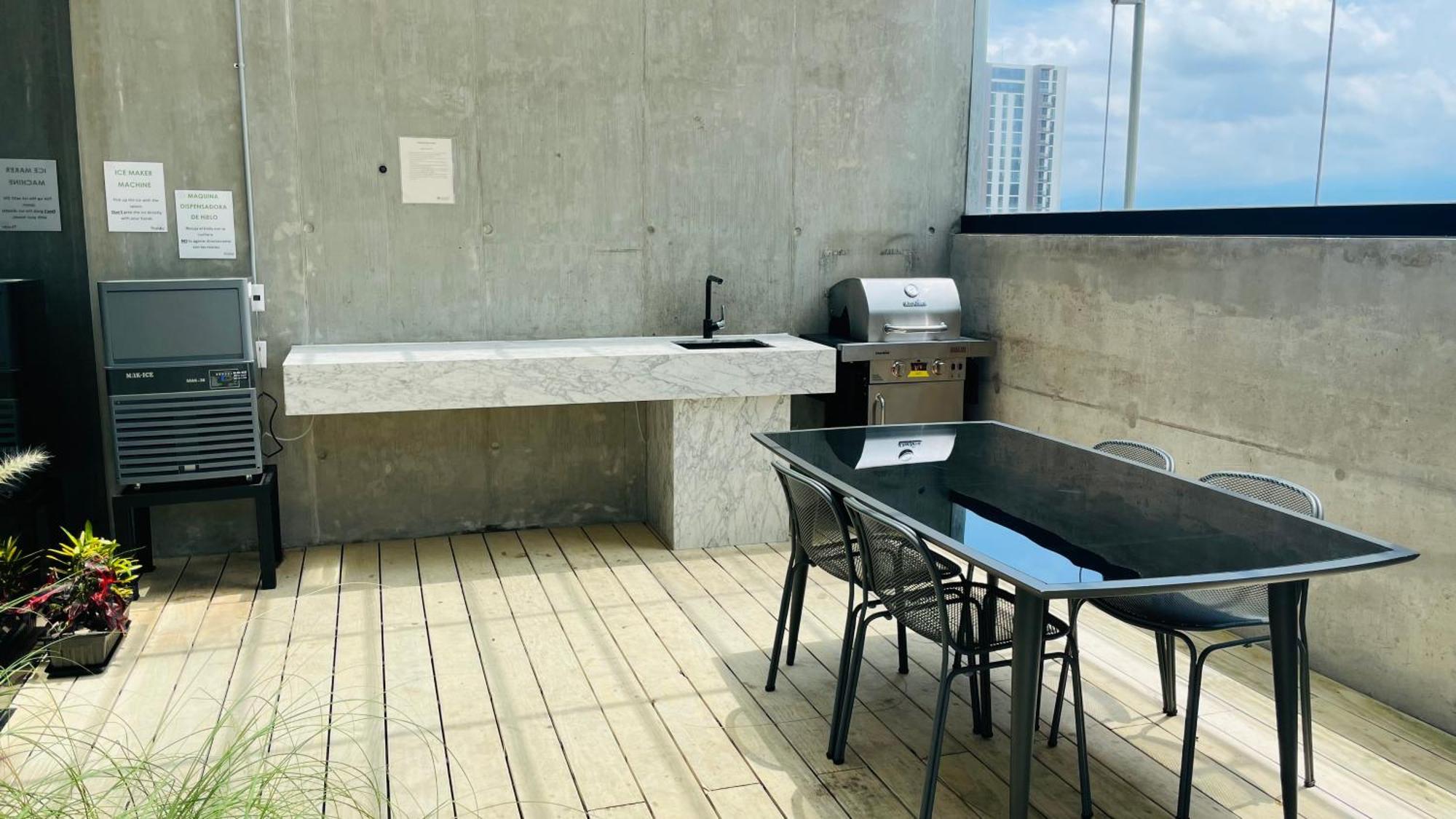 Cozy Apartment With Terrace, Sj Cosmopolitan Tower #402 Сан Хосе Екстериор снимка